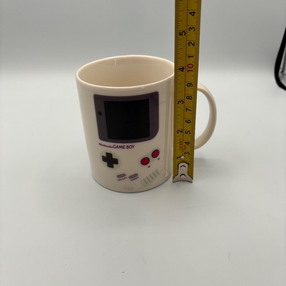 Nintendo Paladone Gameboy Retro Video Game Controller Collectible Mug - Picture 8 of 9